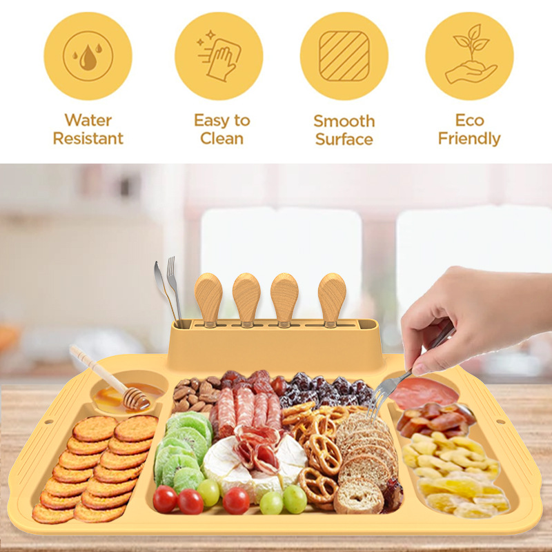 Amazon New Silicone Snack Plate (2) Amazon New Silicone Snack Plate (2)