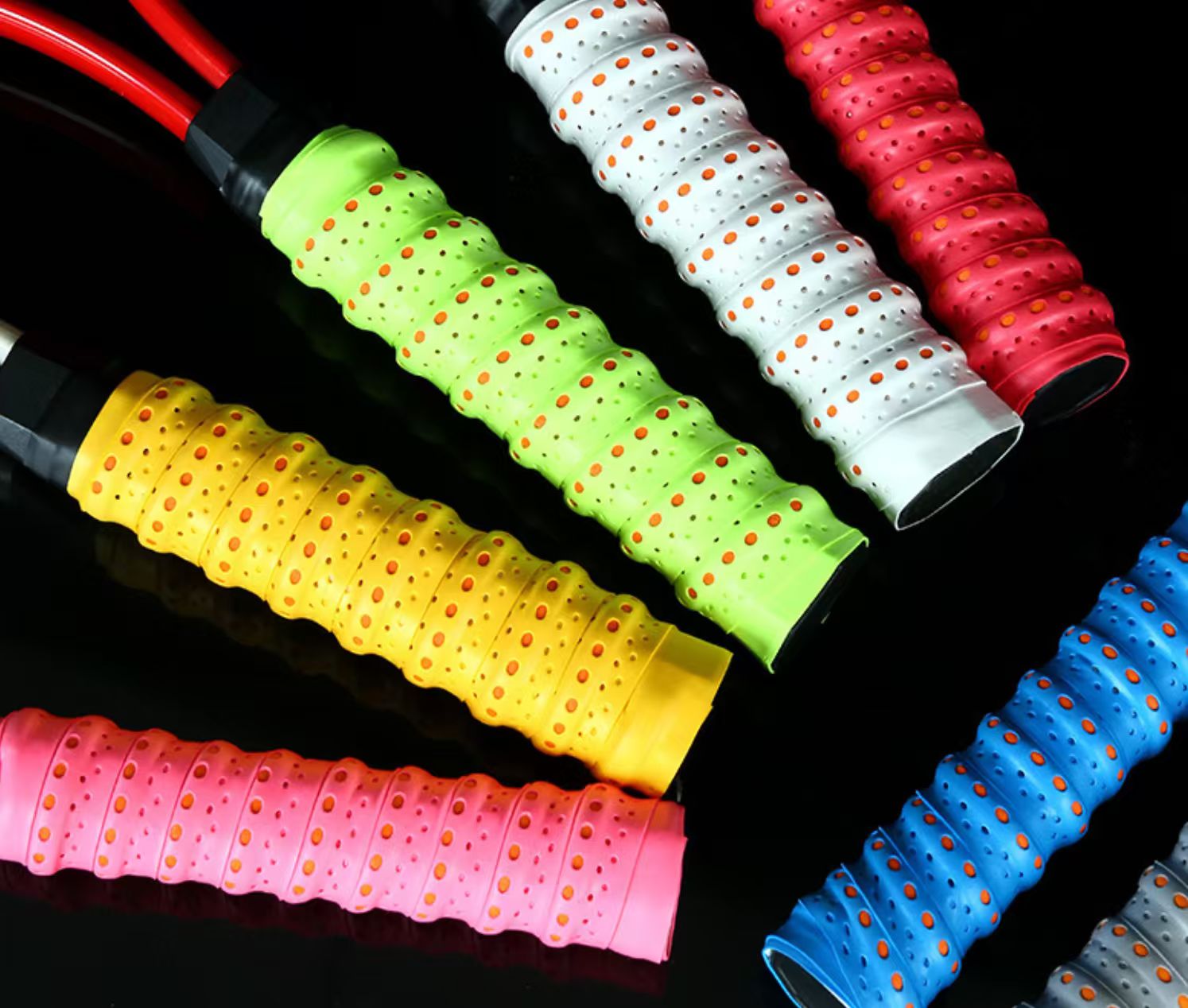 Laminated thickened non-slip dual-color keel grip tape with perforations for badminton and tennis racket sweat absorption