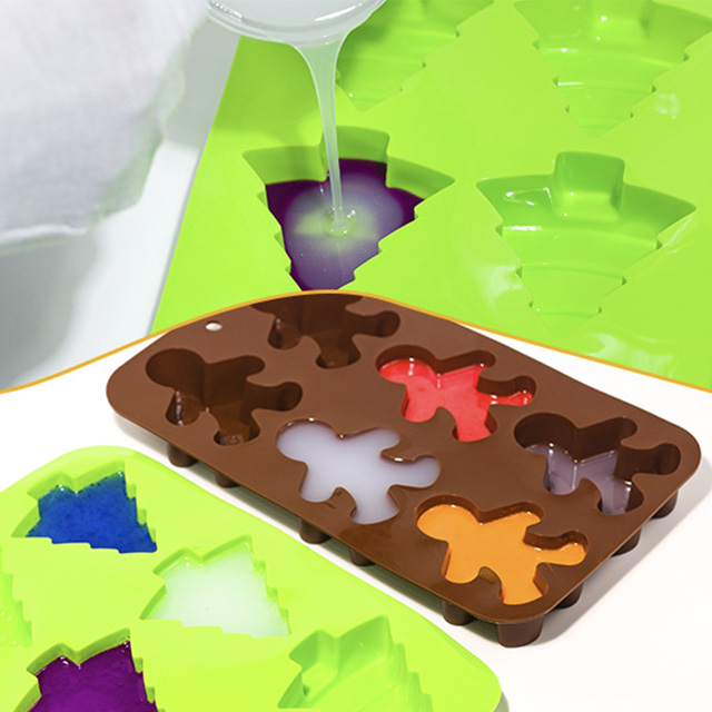 Gingerbread Man Candy Pudding Mold (7) Gingerbread Man Candy Pudding Mold (7)