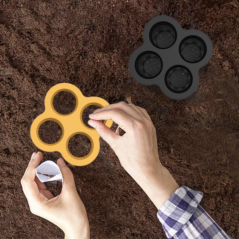 Silicone seedling tray (1) Silicone seedling tray (1)