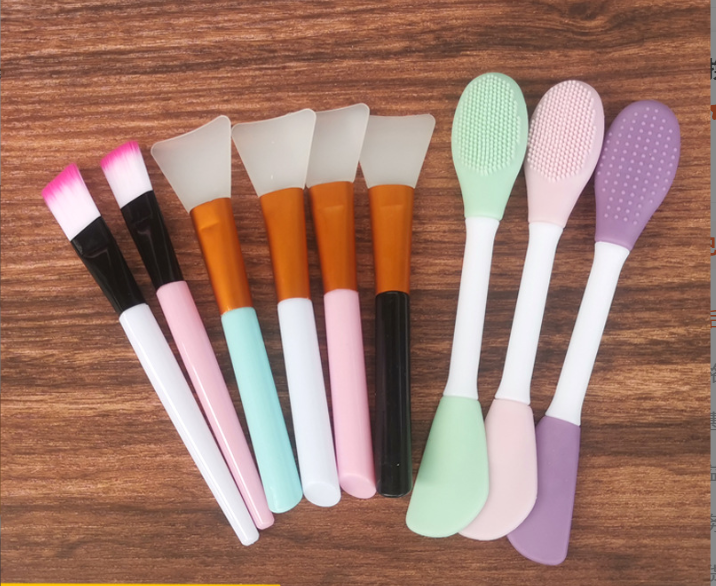 New Silicone Face Mask Applicator Stick for DIY Beauty, Double-Ended Soft Bristle Mask Brush