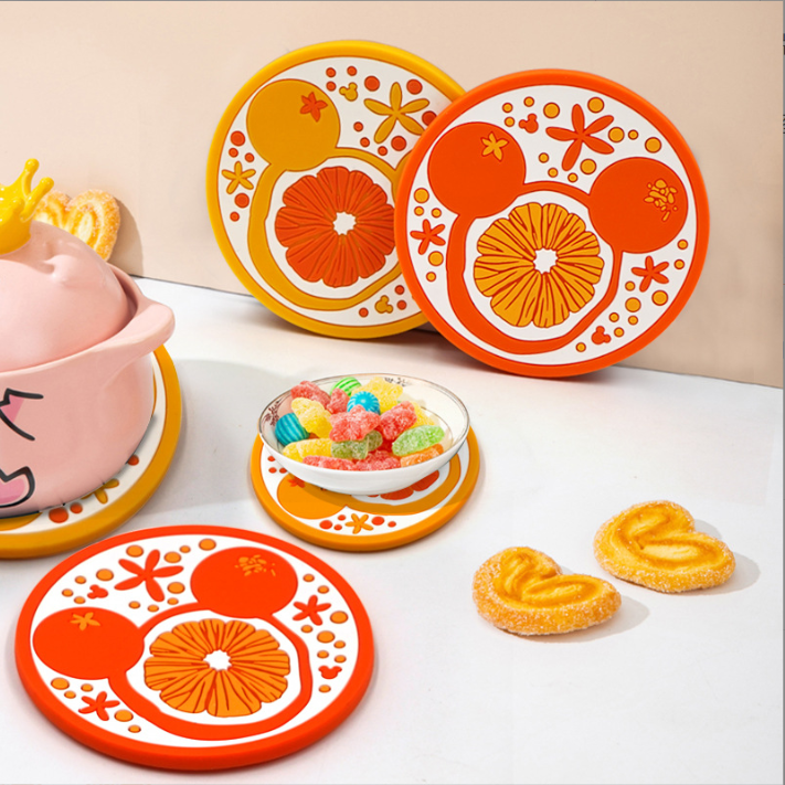 Factory customized cartoon silicone cup coaster ring, high temperature resistant, non-slip, heat-insulating mat, PVC resin coffee cup insulation sleeve