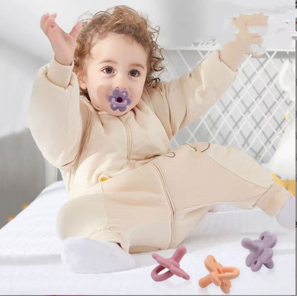 Baby products infant silicone flower-shaped pacifier teething toy for babies