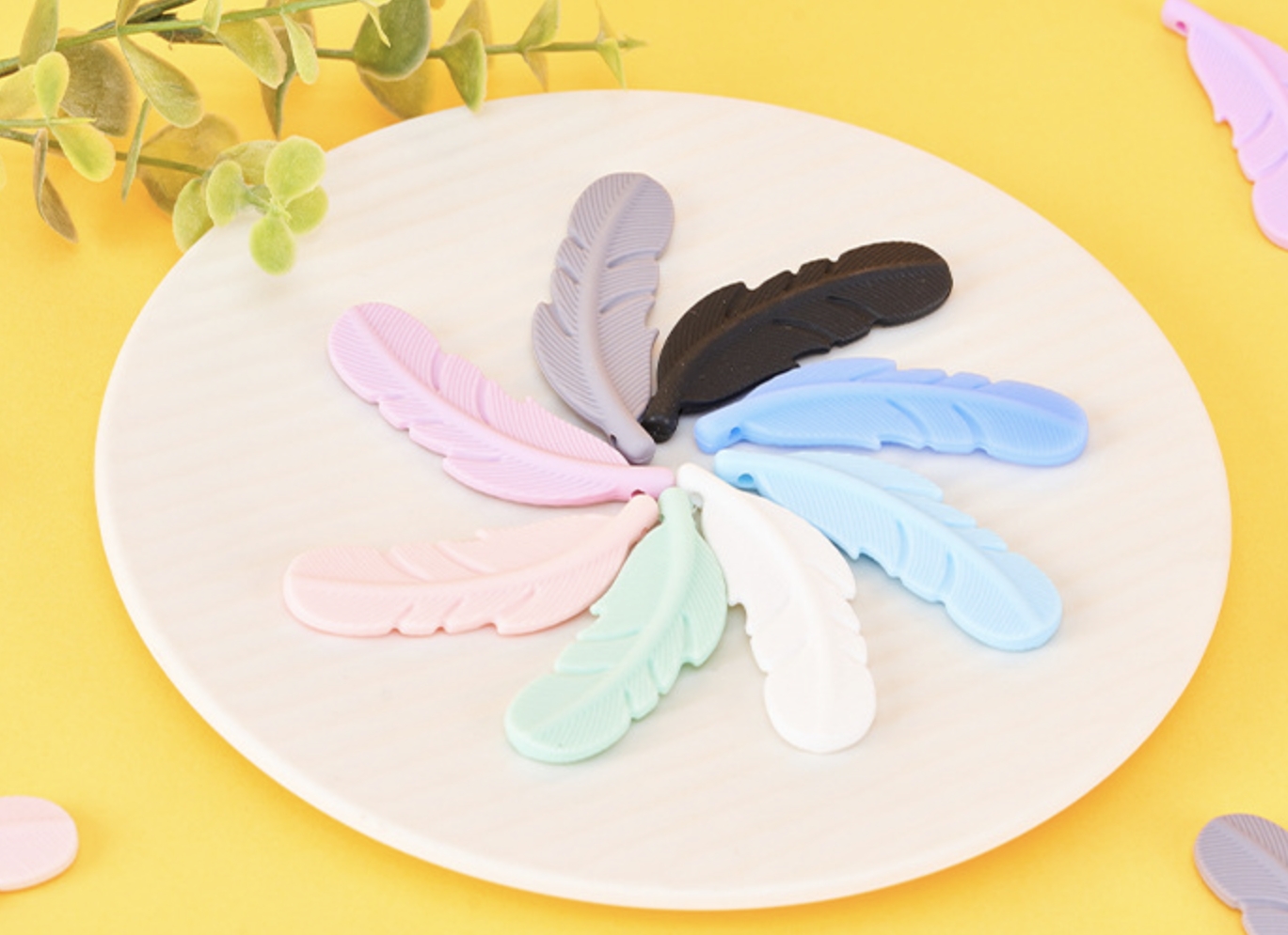 Silicone Feather Teething Stick