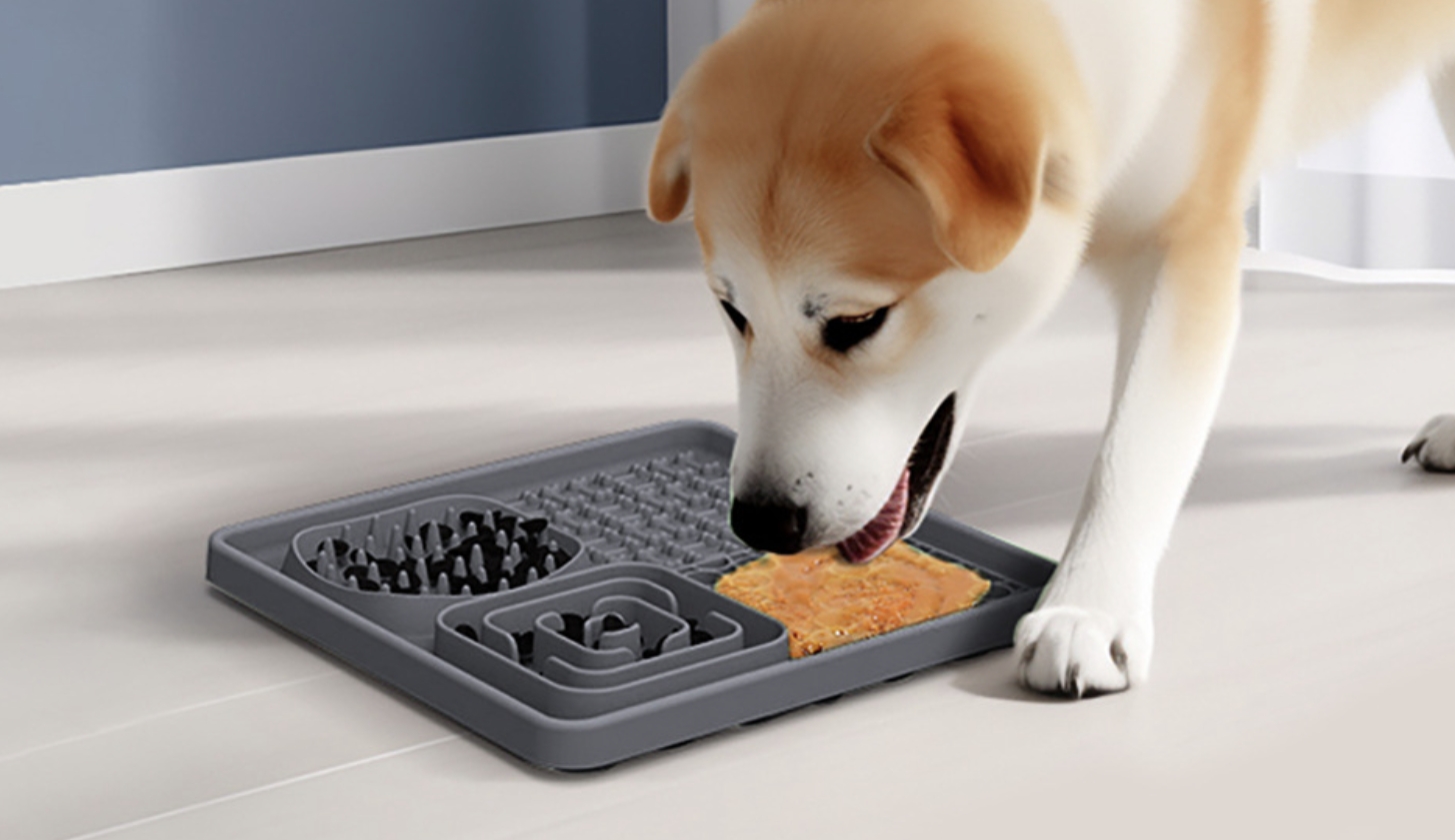 Square Silicone Pet Licking Mat