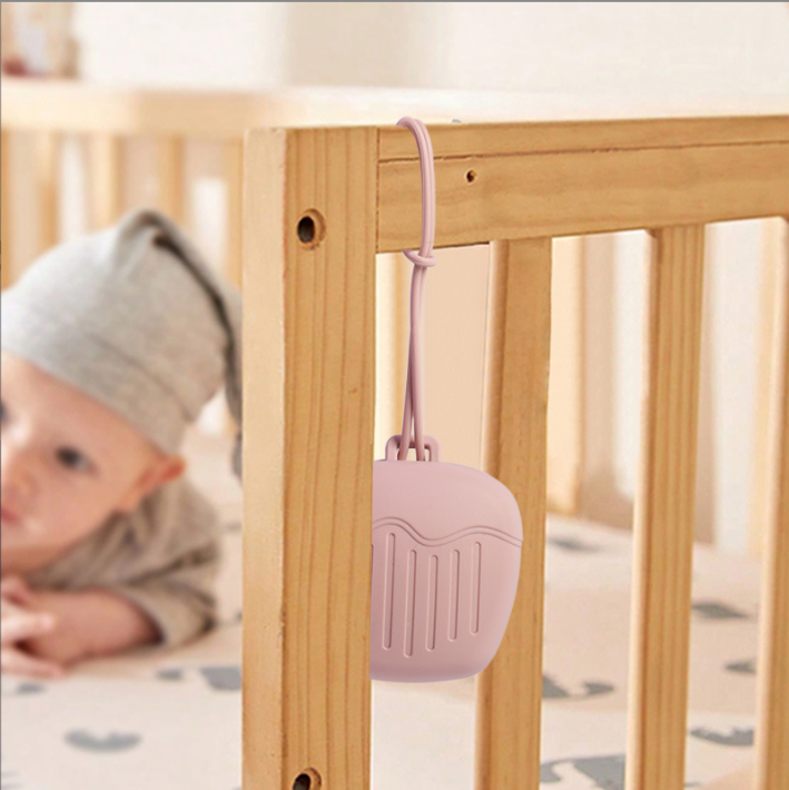 Portable Silicone Pacifier Storage Case with Lanyard Pacifier Bag Cartoon Ice Cream Silicone Pacifier Bag.