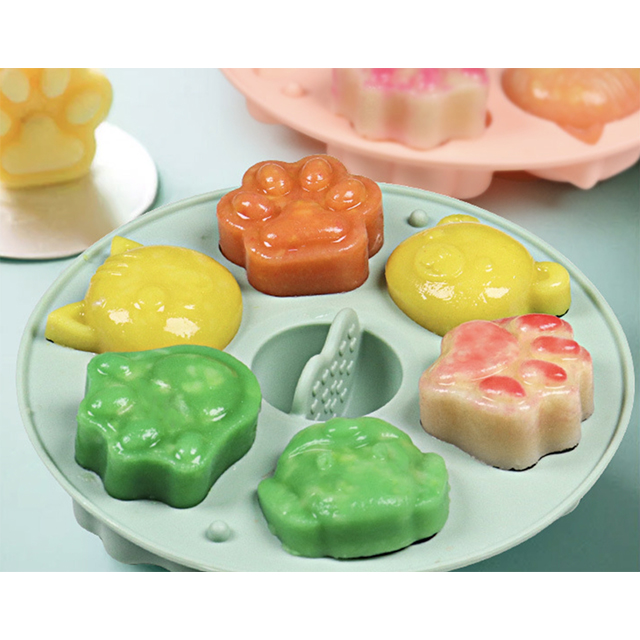 Silicone Cartoon Steamed Cake Mold