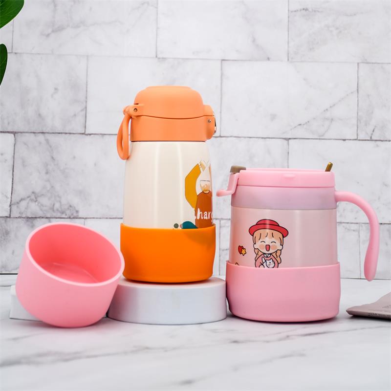 Silicone thermos cup bottom cover