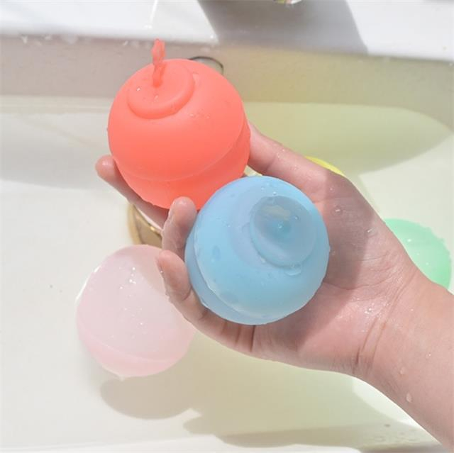 Silicone Water Ball