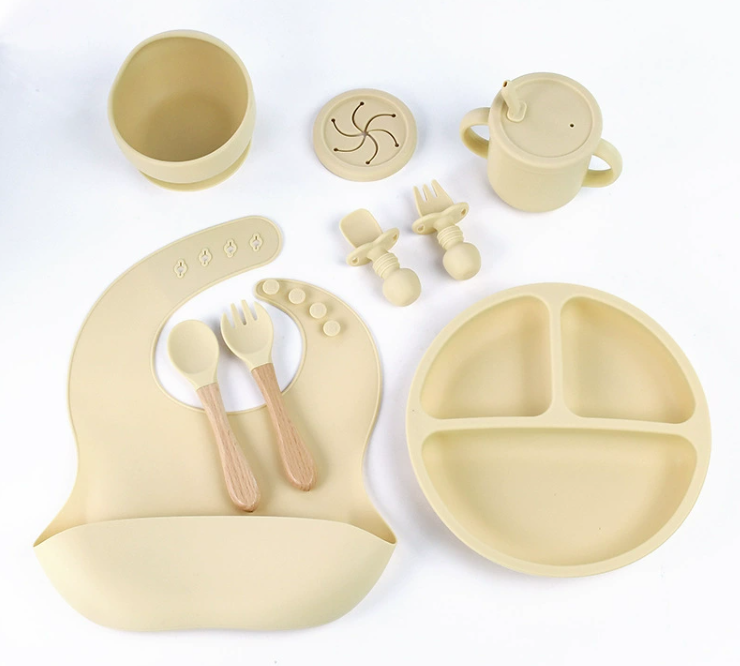 Children's Silicone Feeding Plate with Bib, Baby Food Bowl, Straw Cup, and Baby Feeding Silicone Tableware Set