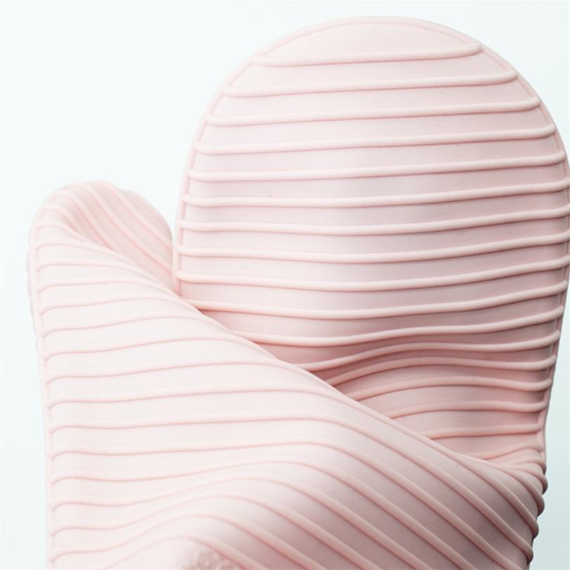 Insulated Silicone Cooking Gloves