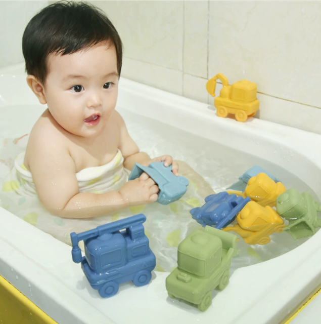 Children's Bathing Engineering Vehicle Silicone Bath Toy Baby Water Play Toy Floating Bathroom Toy