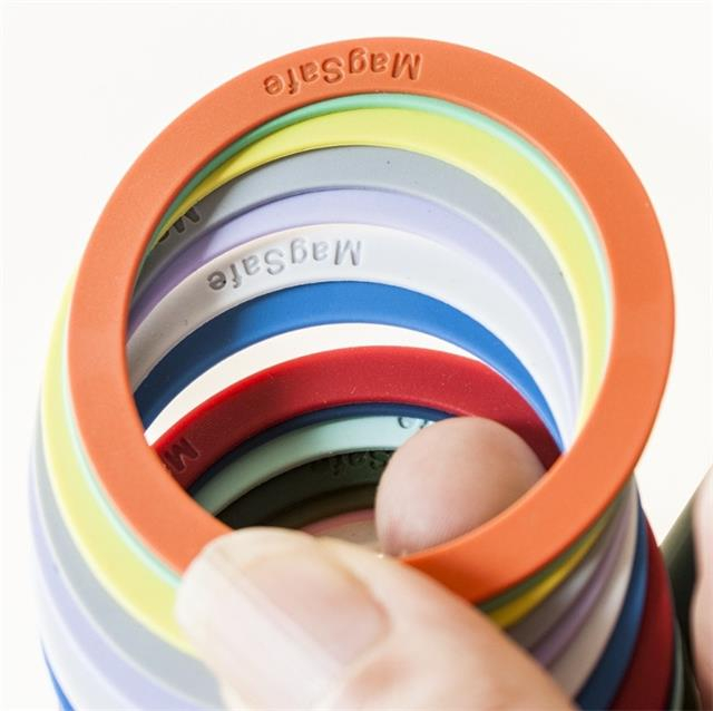 Mobile Phone Magnetic